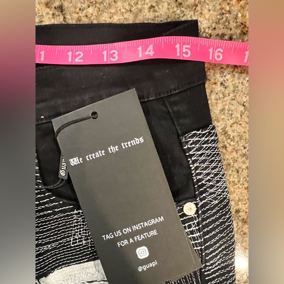 Guapi Shorts Mens 32 Black White Distressed Denim Limited Edition Shredded Raw - Picture 5 of 10